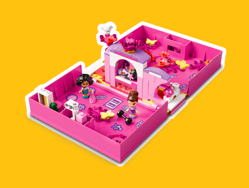 5 LEGO Disney Encanto Isabelas Magical Door 43201